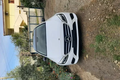 2019' Mercedes-Benz C 220