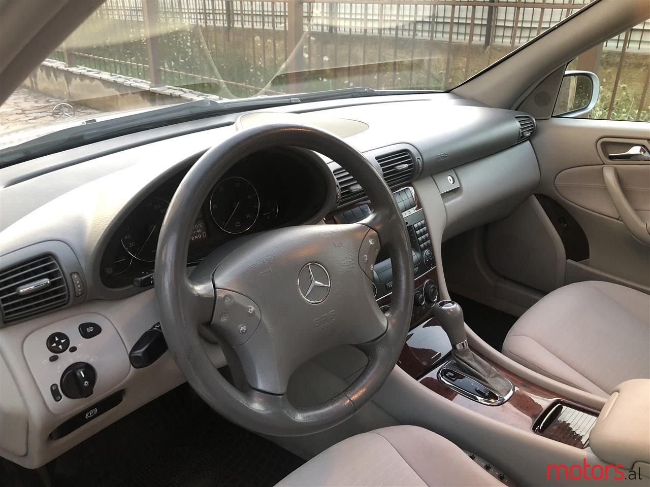 2006' Mercedes-Benz C 200 photo #5