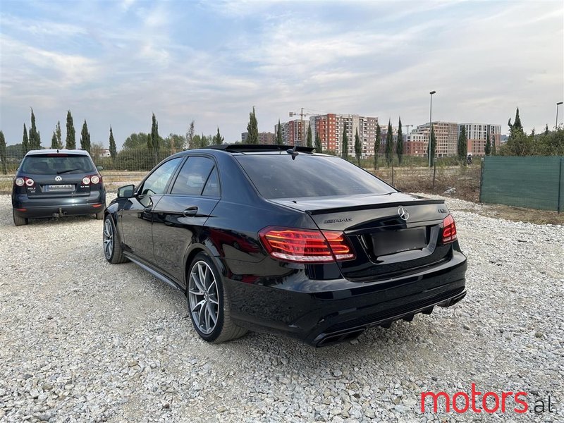 2015' Mercedes-Benz E 63 AMG photo #6