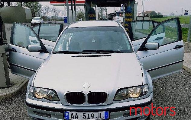 2003' BMW 320 photo #1