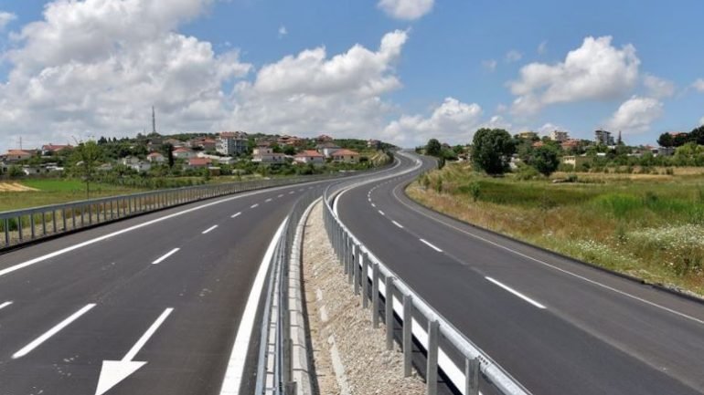 Bypass-et Fier dhe Vlorë, KLSH: Kostot e paparashikuara u rritën me 4.6 milionë euro