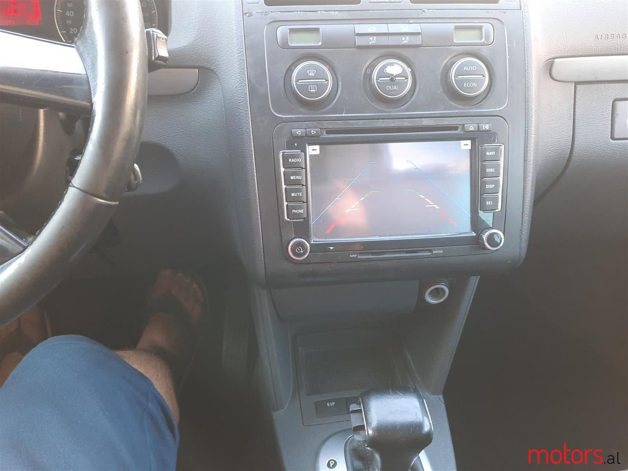 2005' Volkswagen Touran photo #6