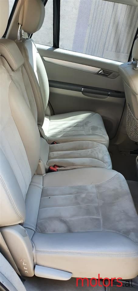 2008' Mercedes-Benz R 320 photo #4