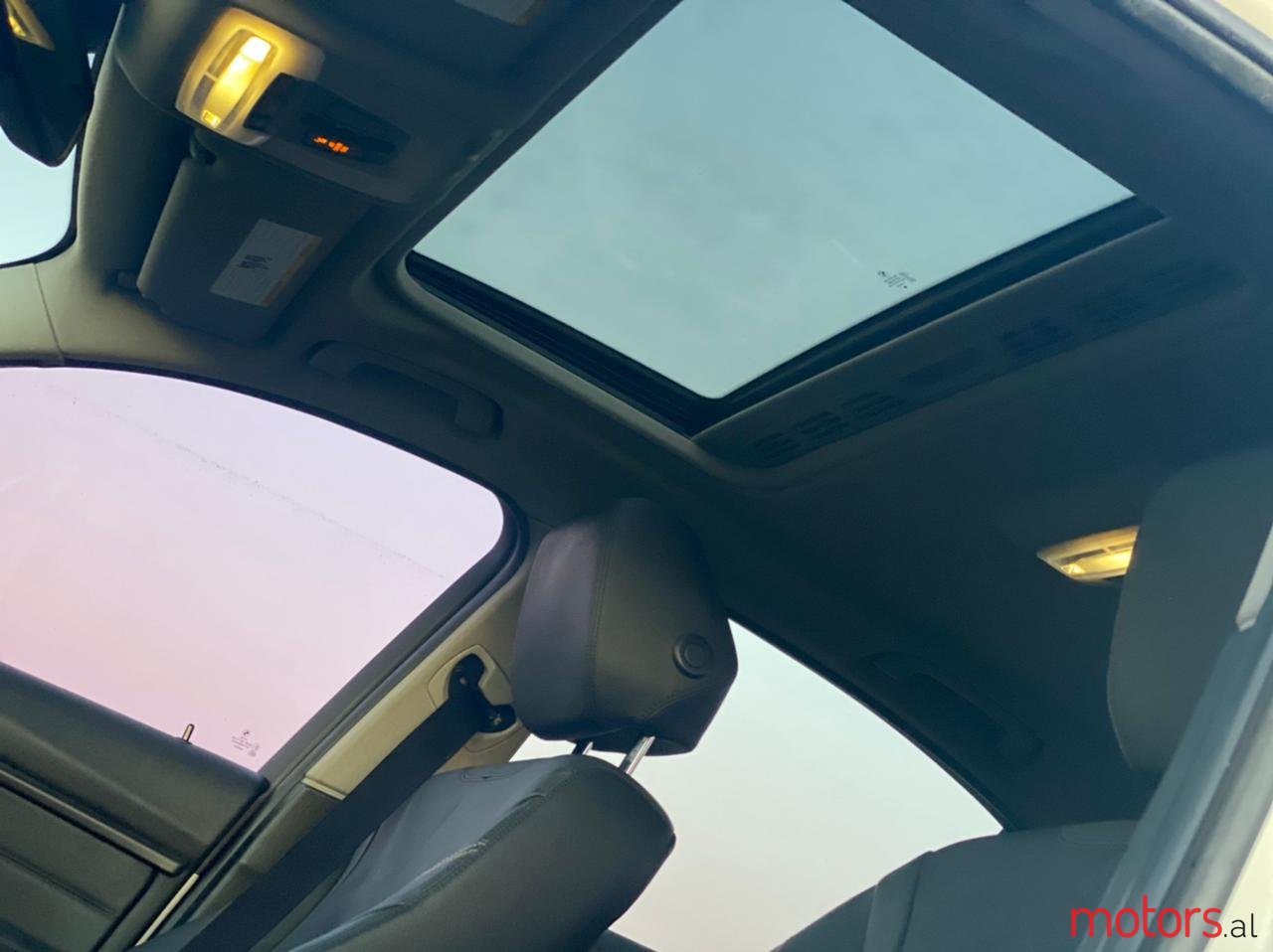 2013' BMW 3 Series photo #5