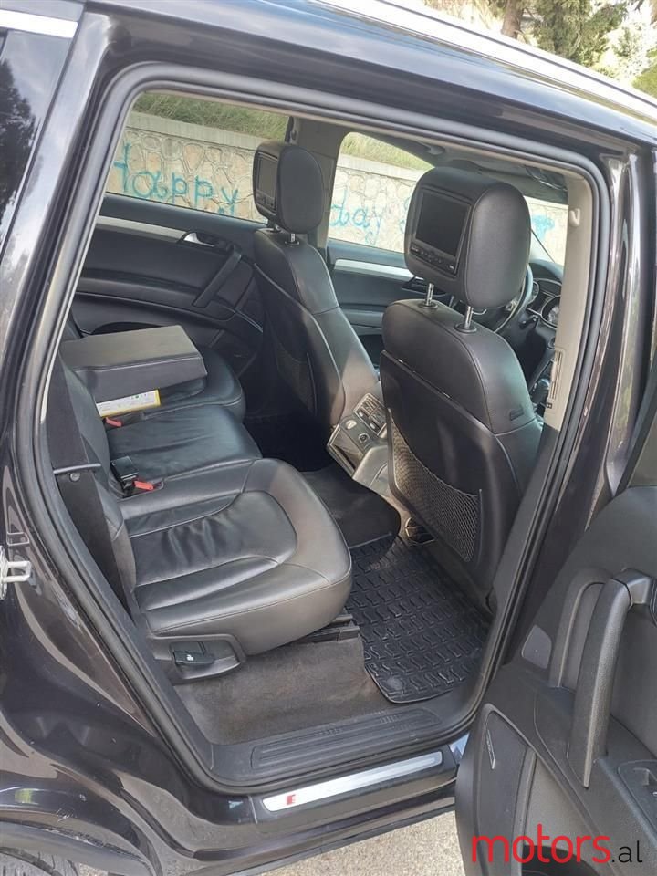 2010' Audi Q7 photo #2