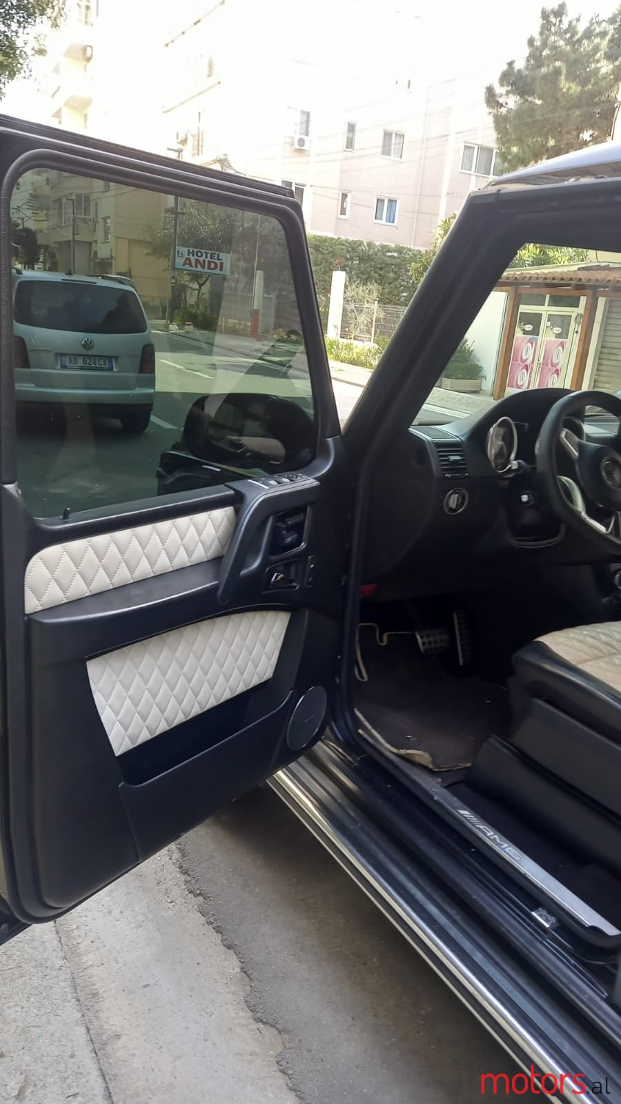 2013' Mercedes-Benz GL 63 AMG photo #7