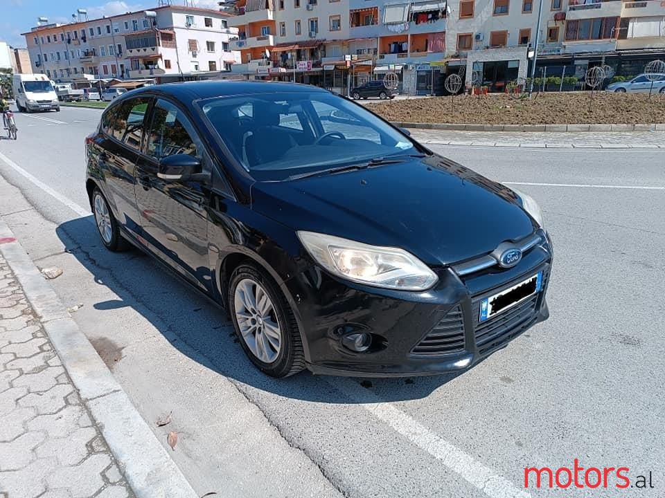 2011' Ford Focus photo #2