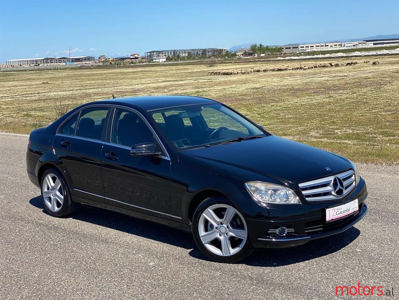 2011' Mercedes-Benz C 220 photo #2