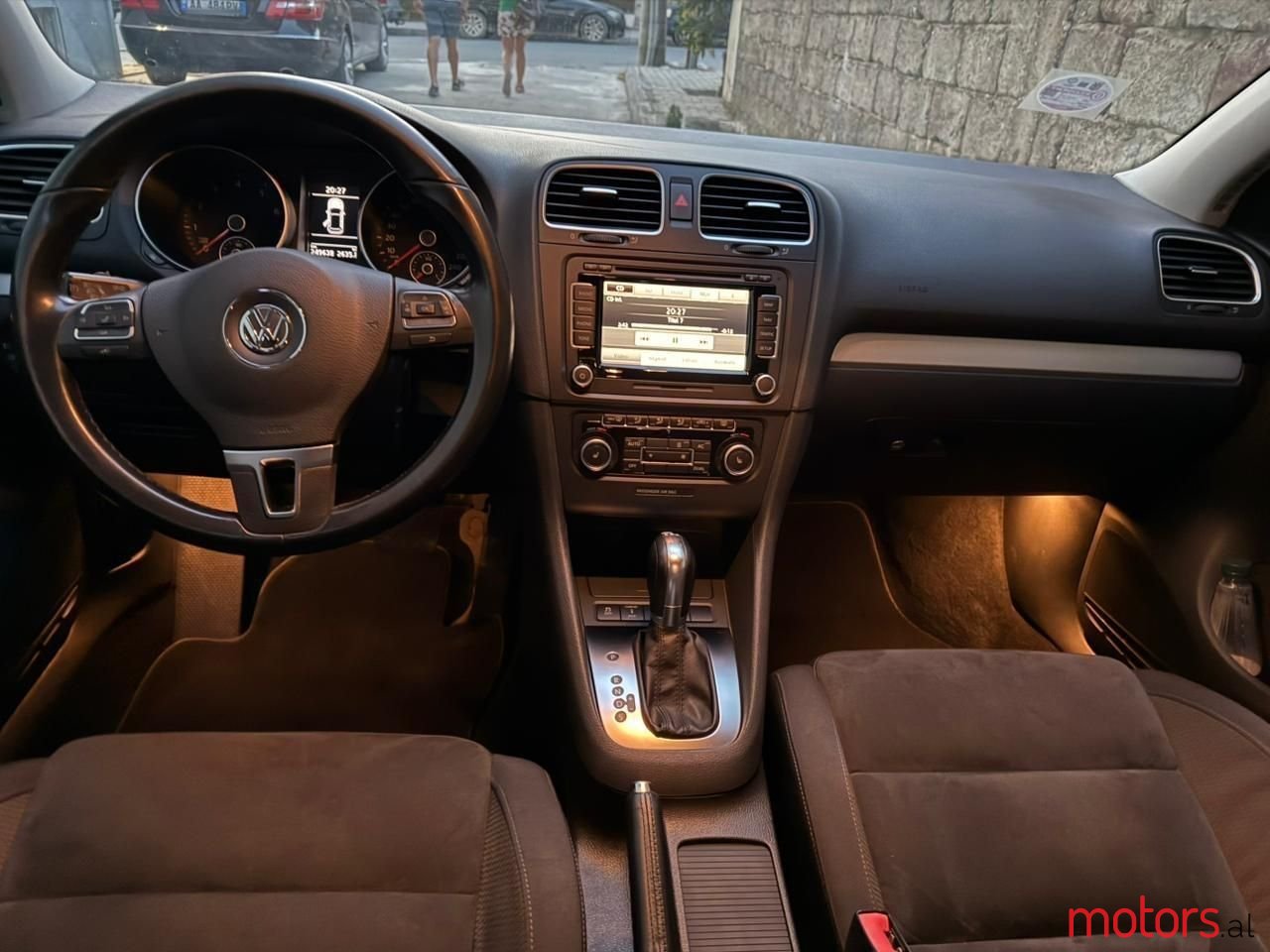 2012' Volkswagen Golf photo #5