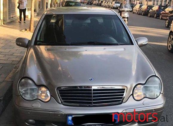 2001' Mercedes-Benz C-Class photo #2
