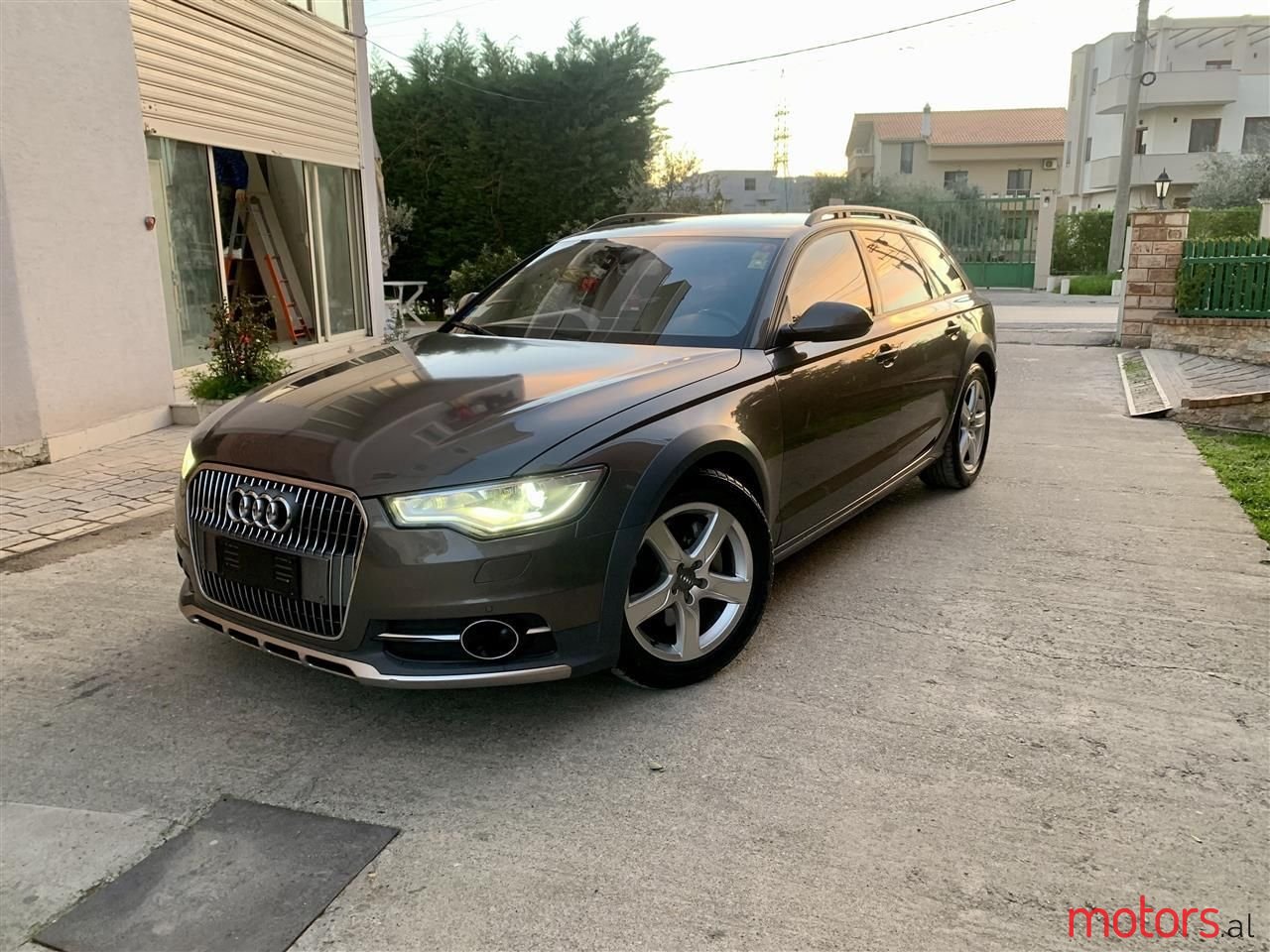 2013' Audi Allroad photo #1
