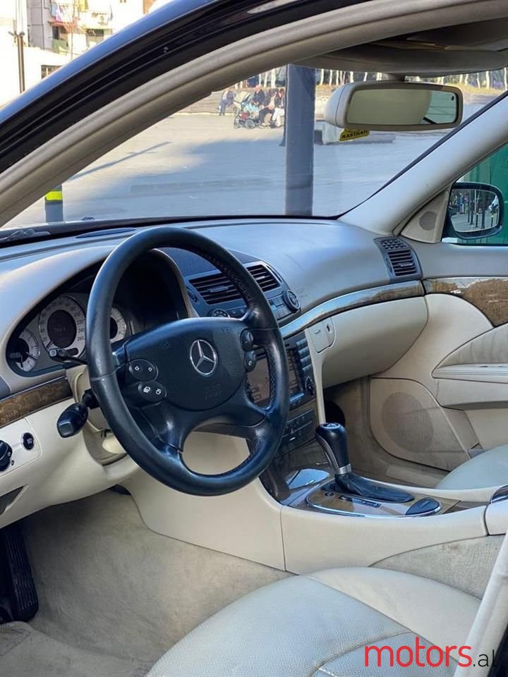 2006' Mercedes-Benz E 280 photo #4