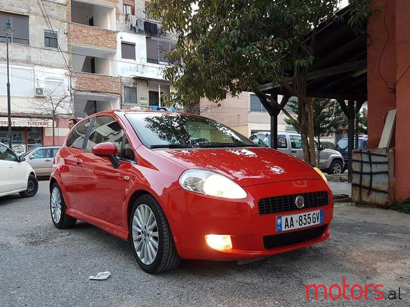 2008' Fiat Grande Punto photo #1