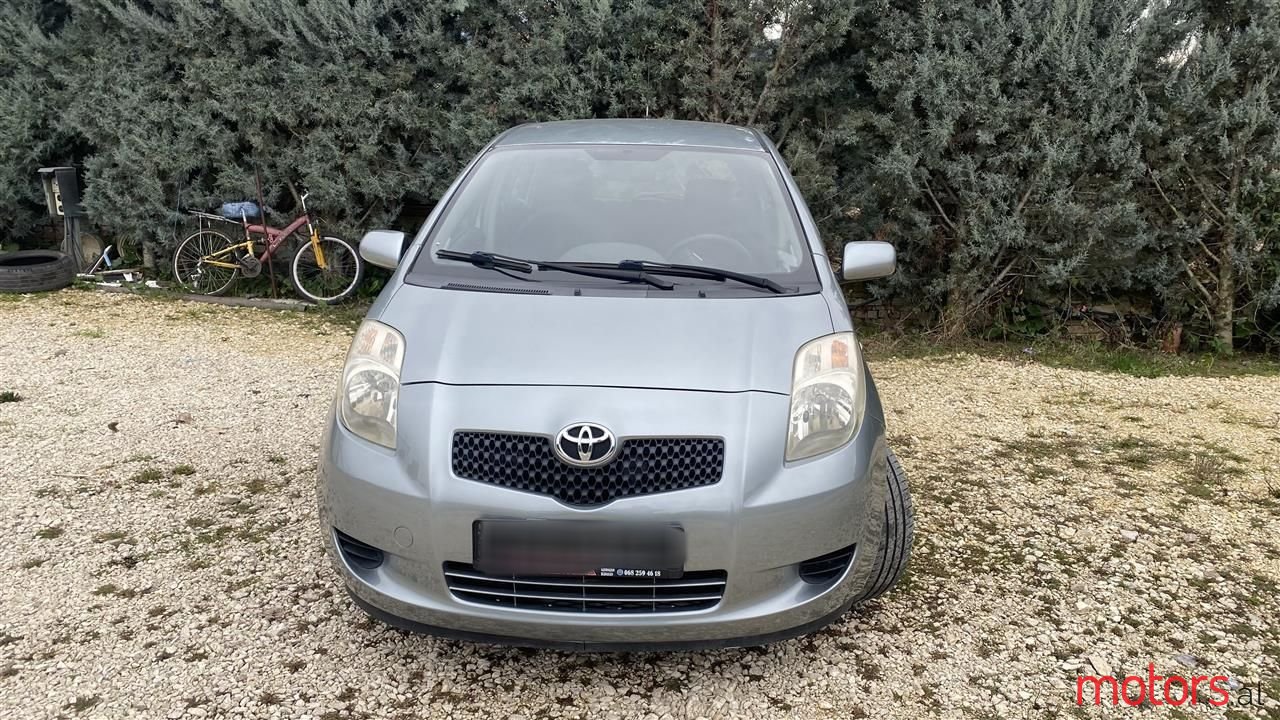 2006' Toyota Yaris photo #3