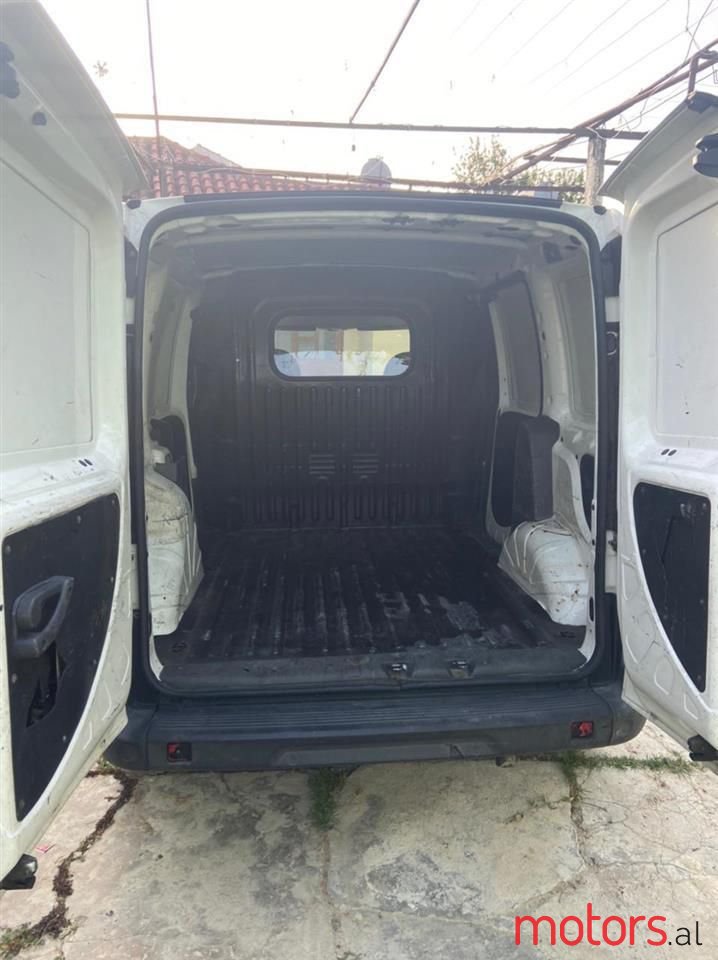 2006' Fiat Doblo photo #5