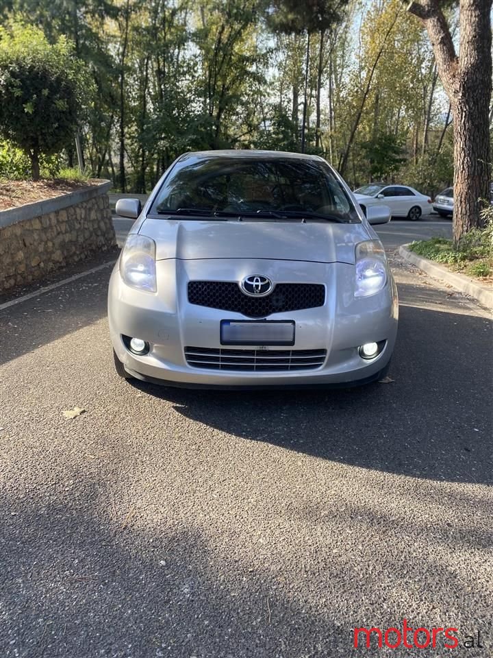 2006' Toyota Yaris photo #1