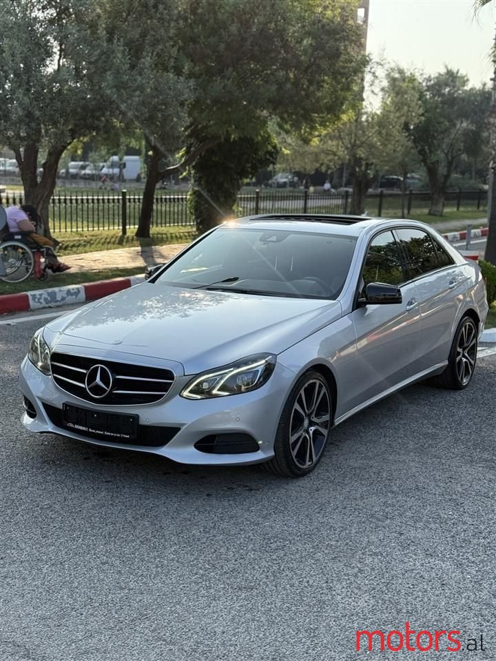 2016' Mercedes-Benz E 220 photo #2