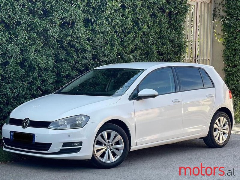 2014' Volkswagen Golf photo #1