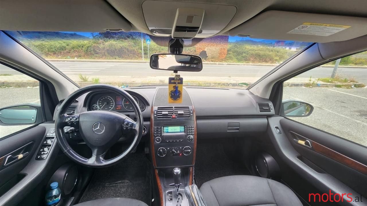 2005' Mercedes-Benz A 200 photo #5