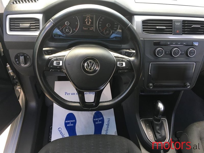 2017' Volkswagen Caddy photo #3