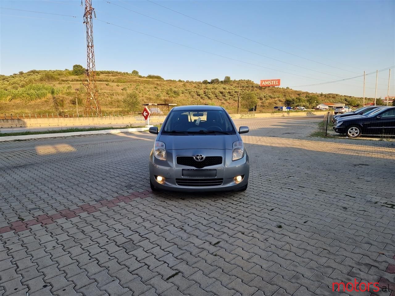 2009' Toyota Yaris photo #1