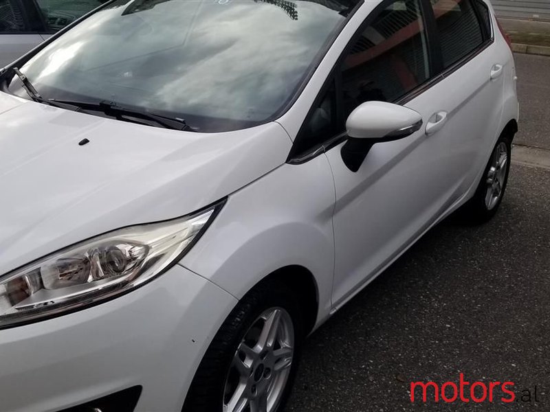 2014' Ford Fiesta photo #1