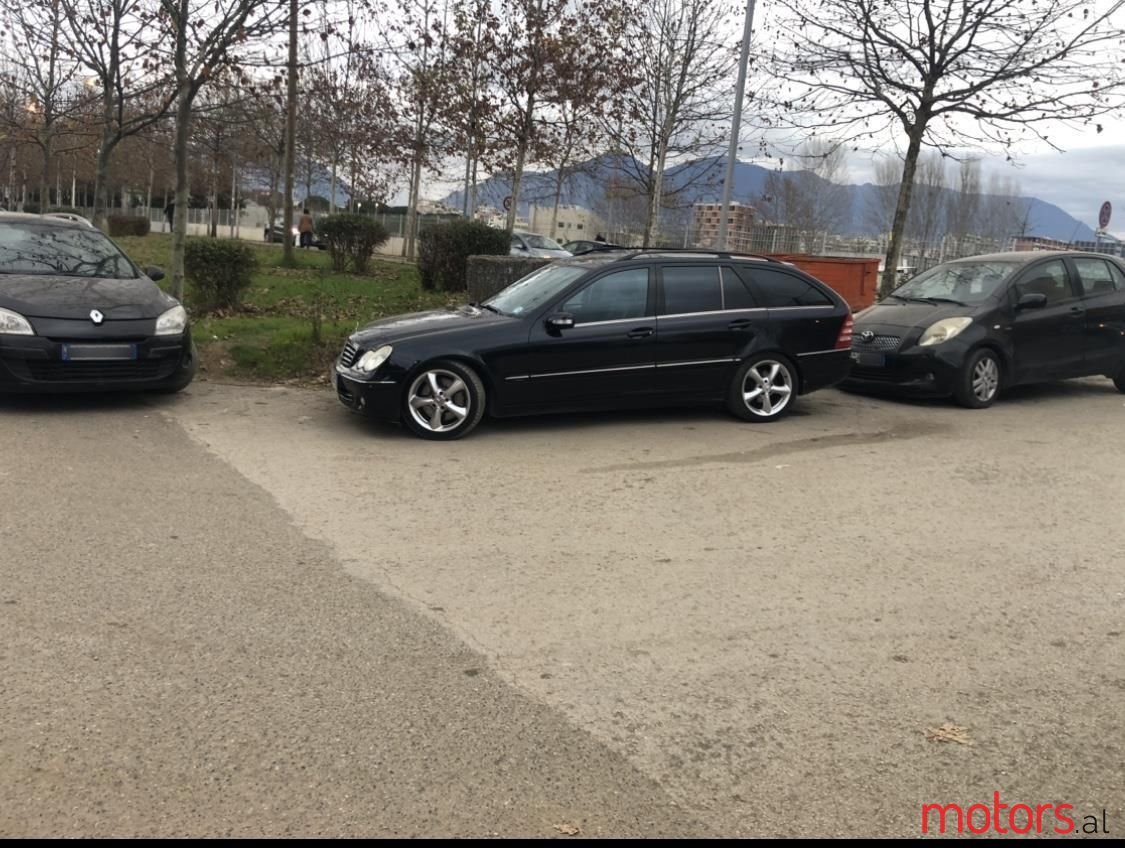 2005' Mercedes-Benz C 230 photo #5