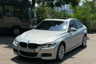 2016' BMW 320
