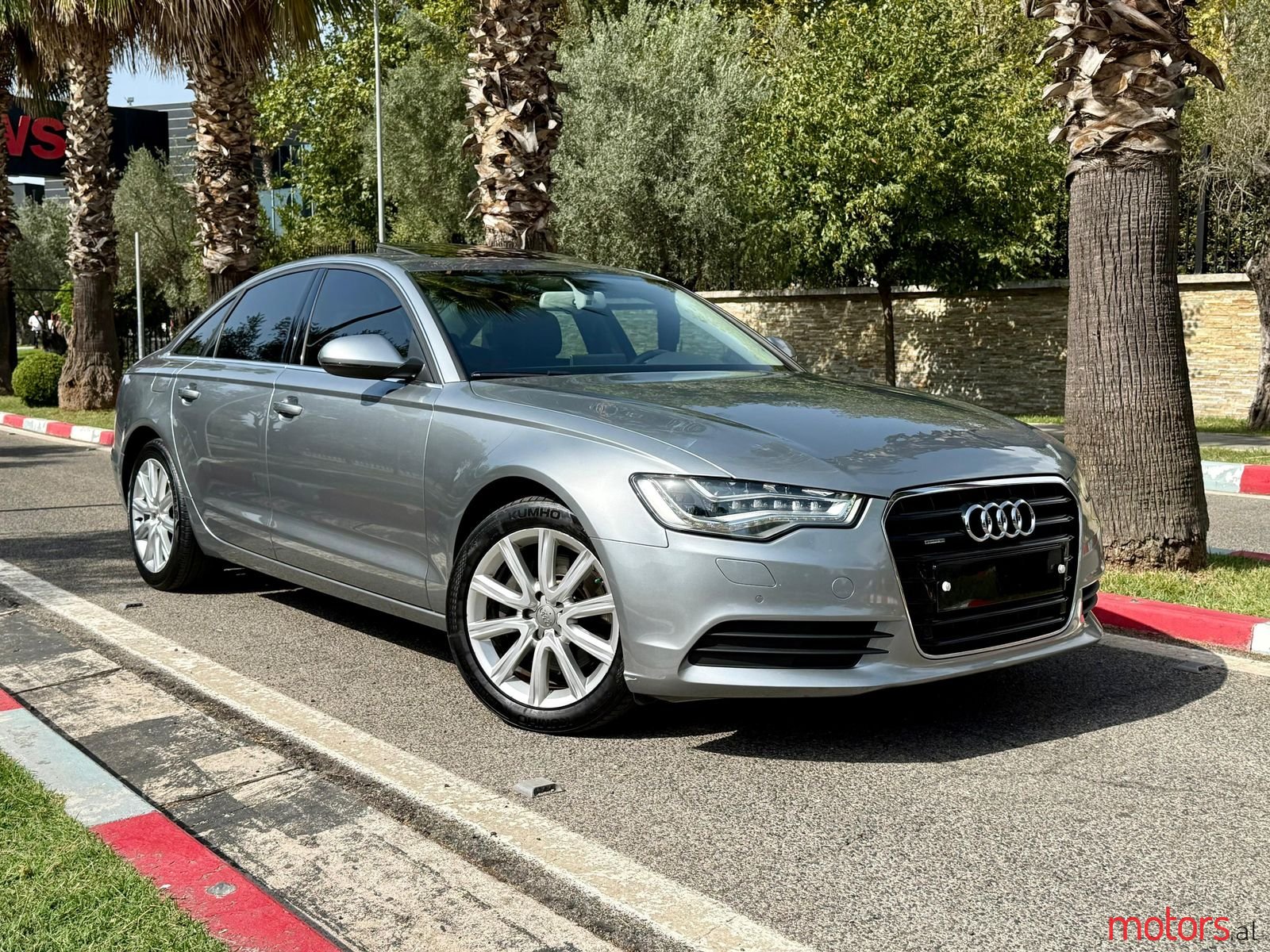2013' Audi A6 photo #2