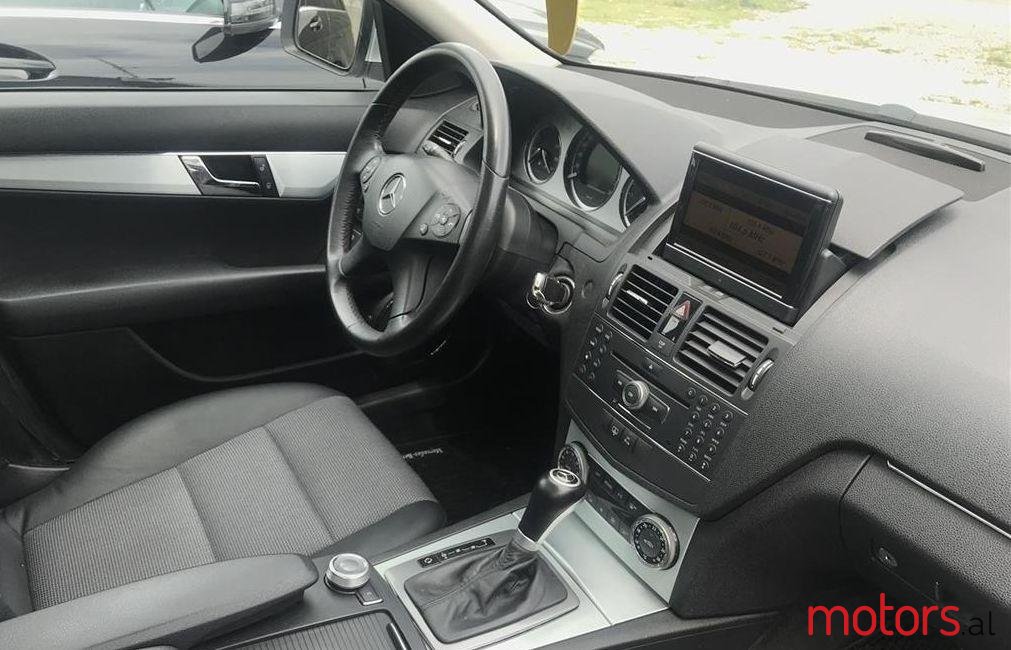 2007' Mercedes-Benz C 220 photo #2