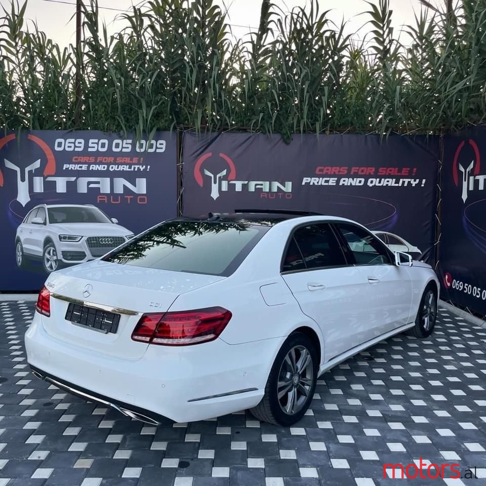 2014' Mercedes-Benz E 220 photo #3