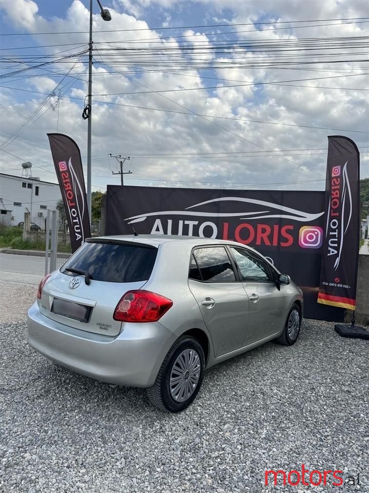 2008' Toyota Auris photo #4