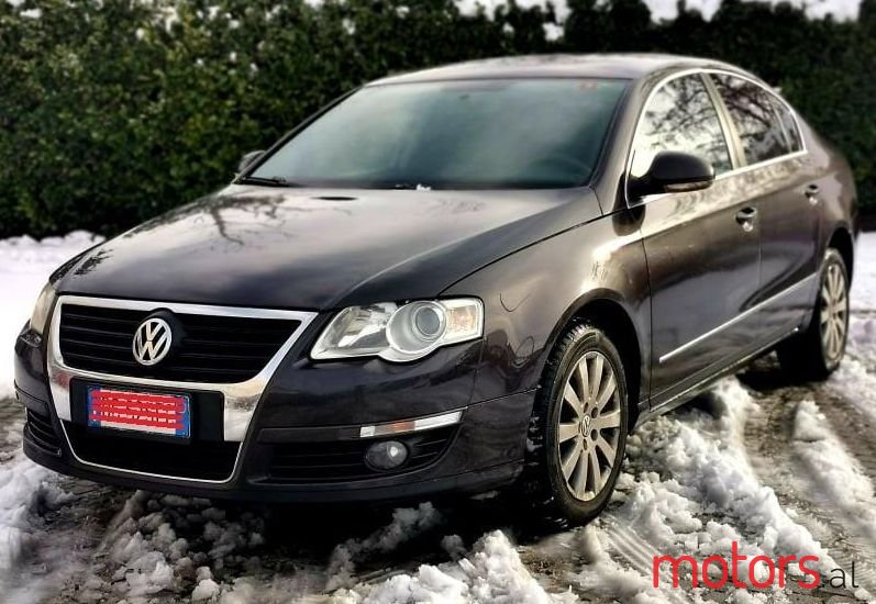 2007' Volkswagen Passat photo #1