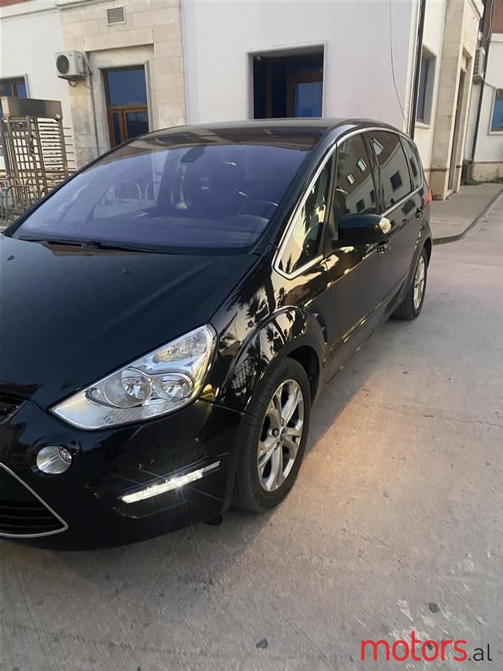 2011' Ford S-Max photo #6