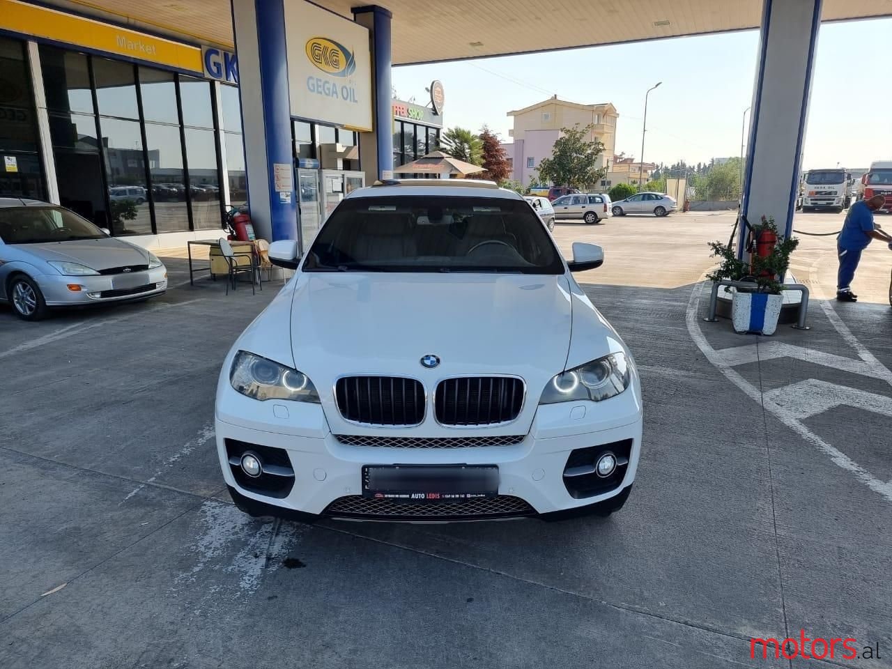 2011' BMW X6 photo #1