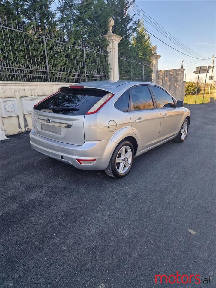 2009' Ford Focus photo #4