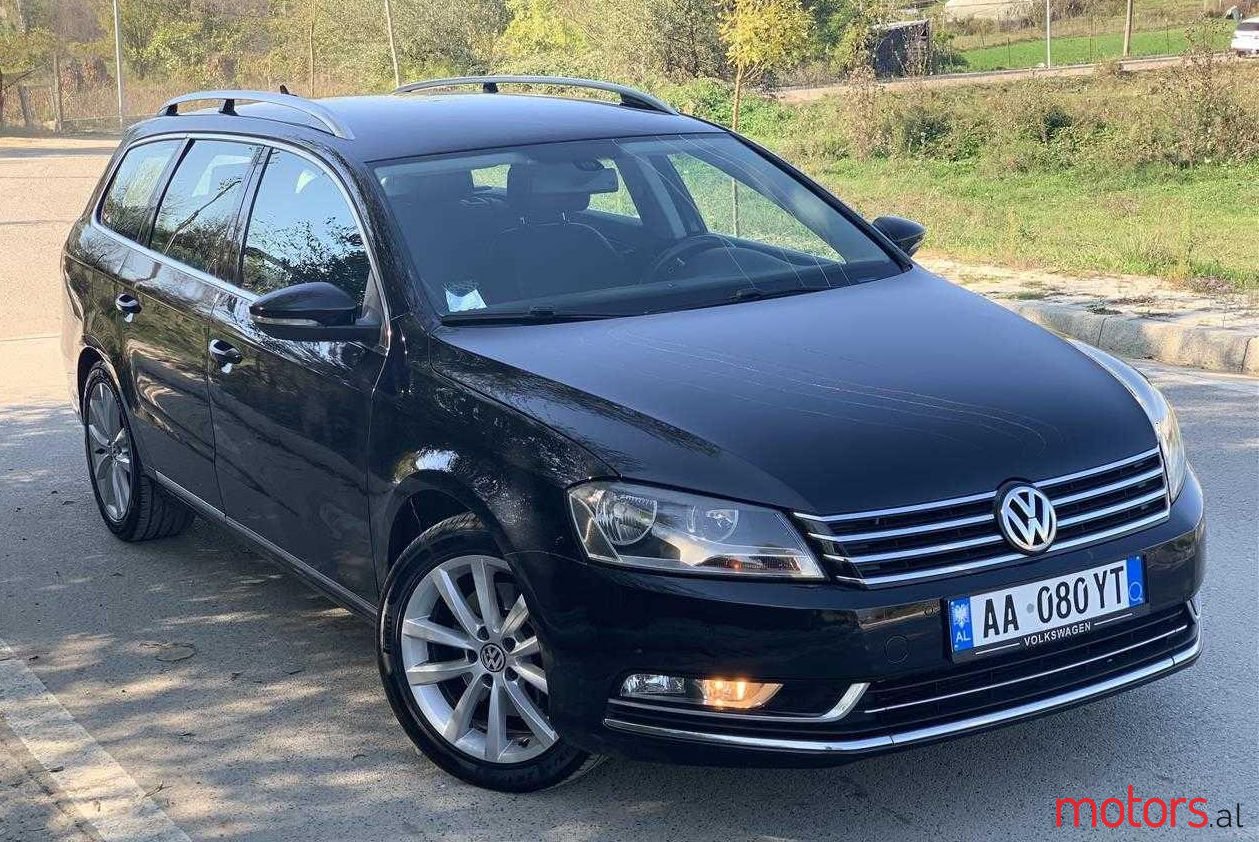 2012' Volkswagen Passat photo #1