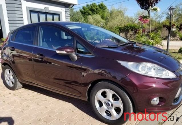 2010' Ford Fiesta photo #1