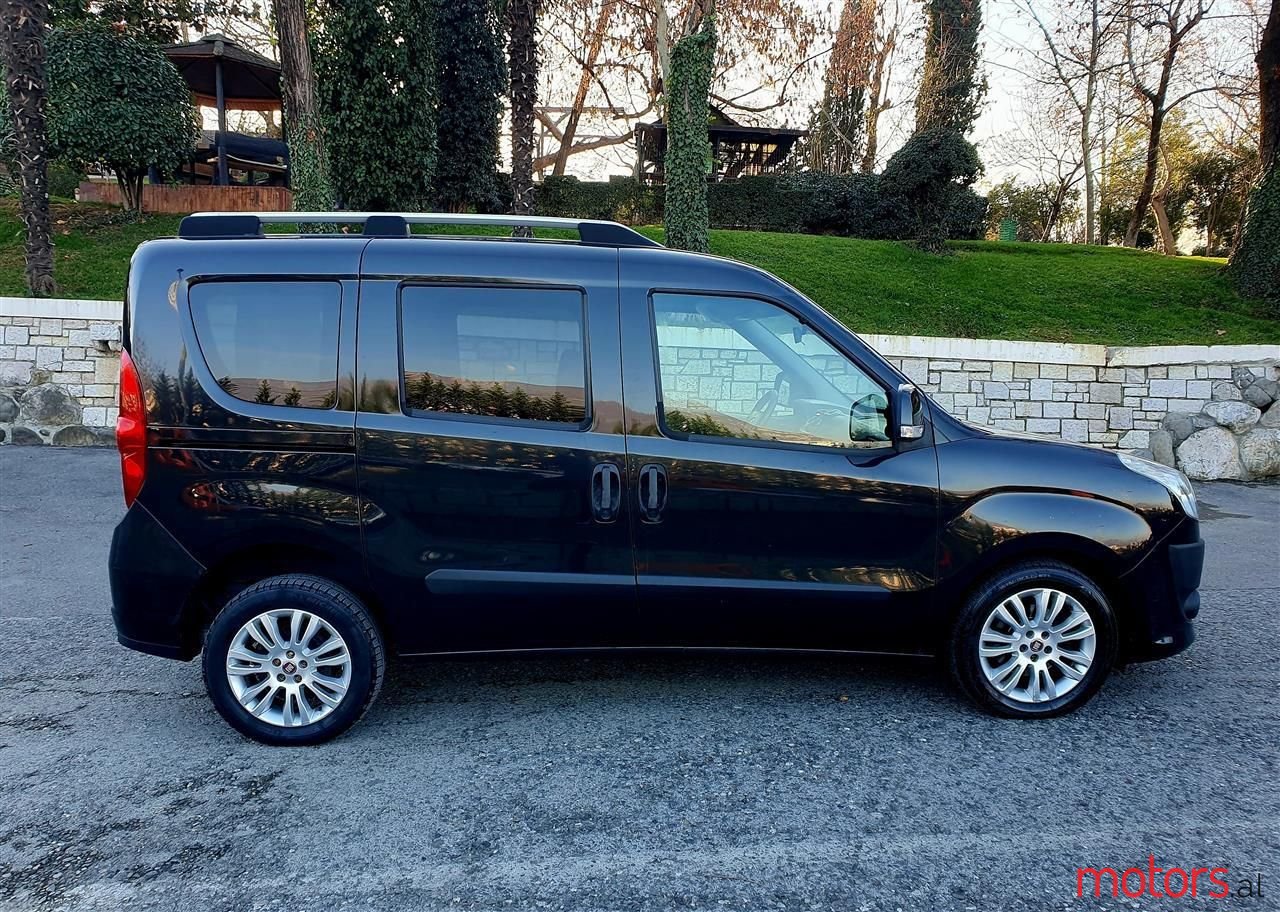 2012' Fiat Doblo photo #4