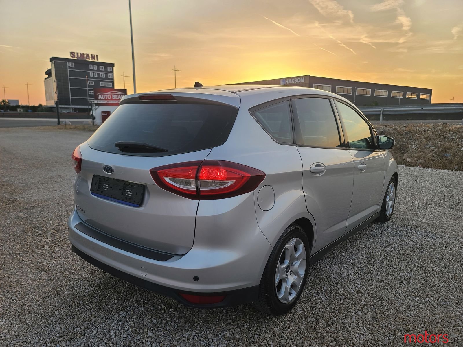 2017' Ford C-MAX photo #4