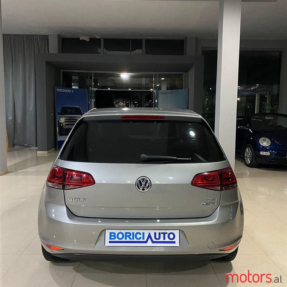 2015' Volkswagen Golf photo #5