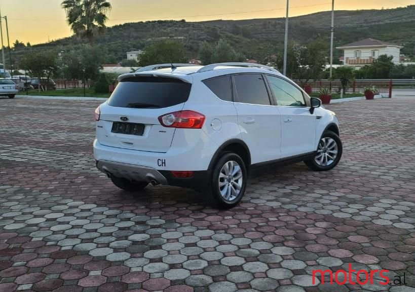 2011' Ford Kuga photo #3