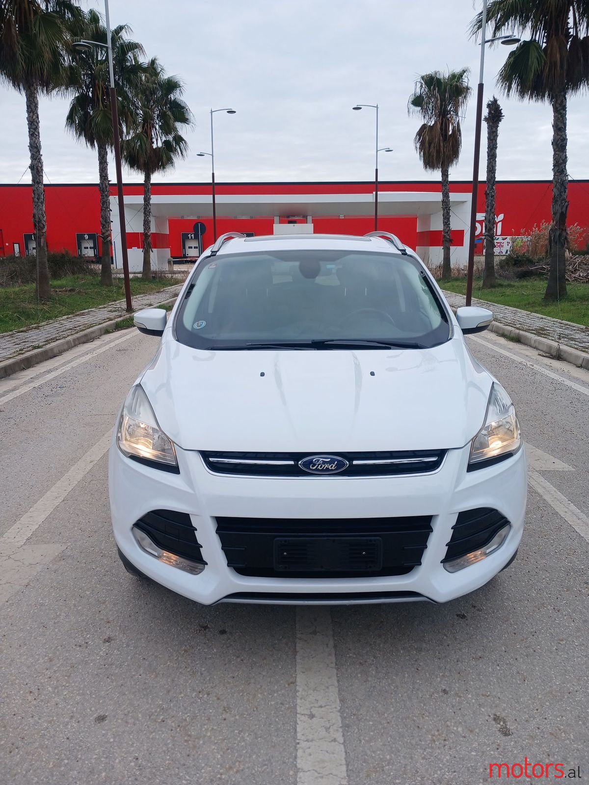 2014' Ford Kuga photo #1