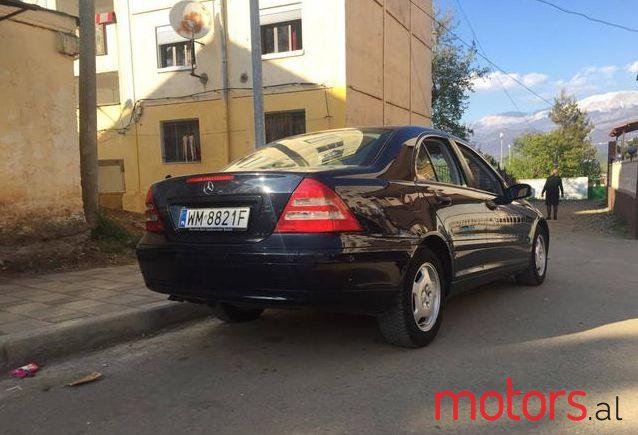 2001' Mercedes-Benz C-Class photo #2