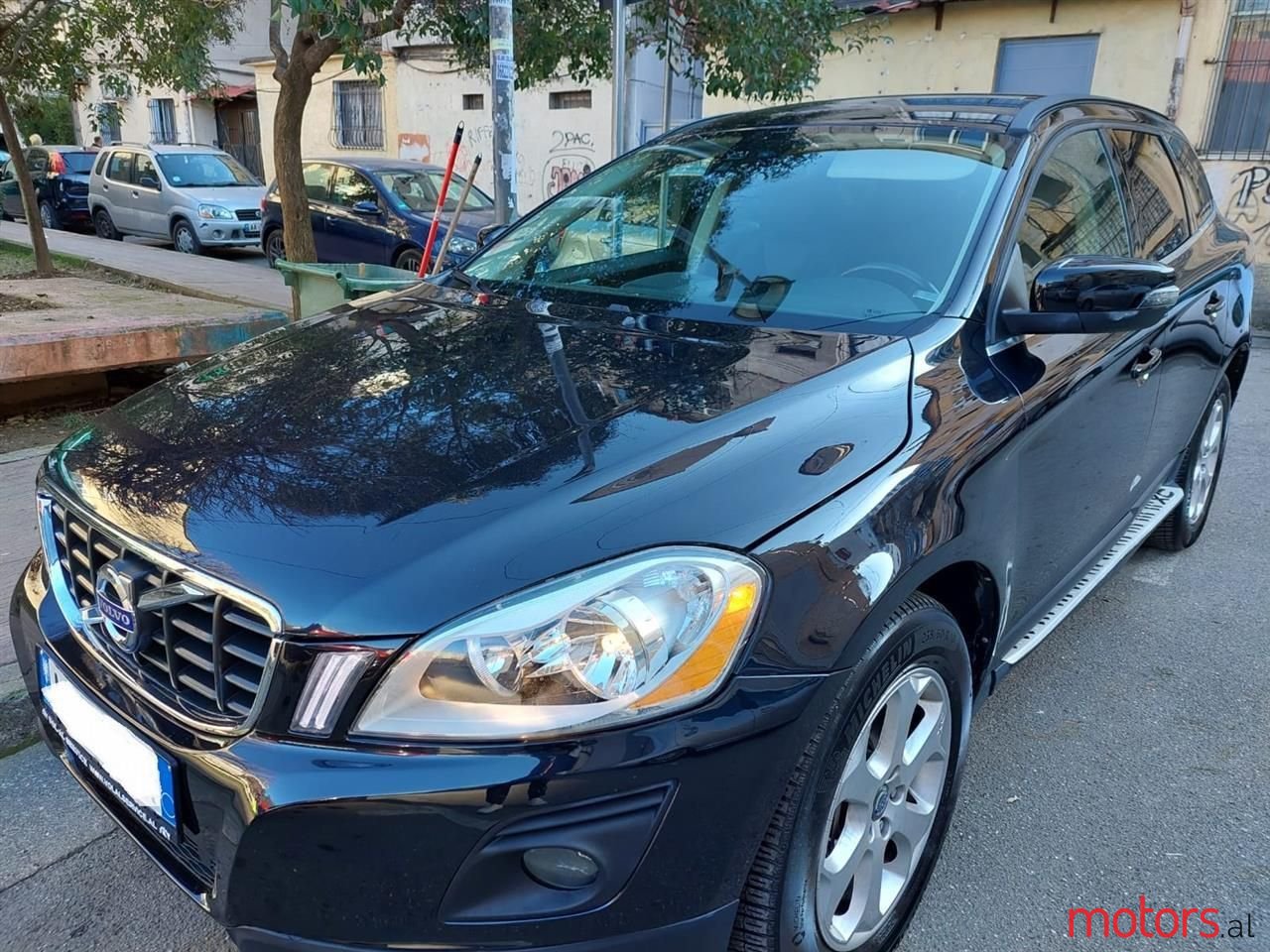 2010' Volvo Xc 60 photo #1