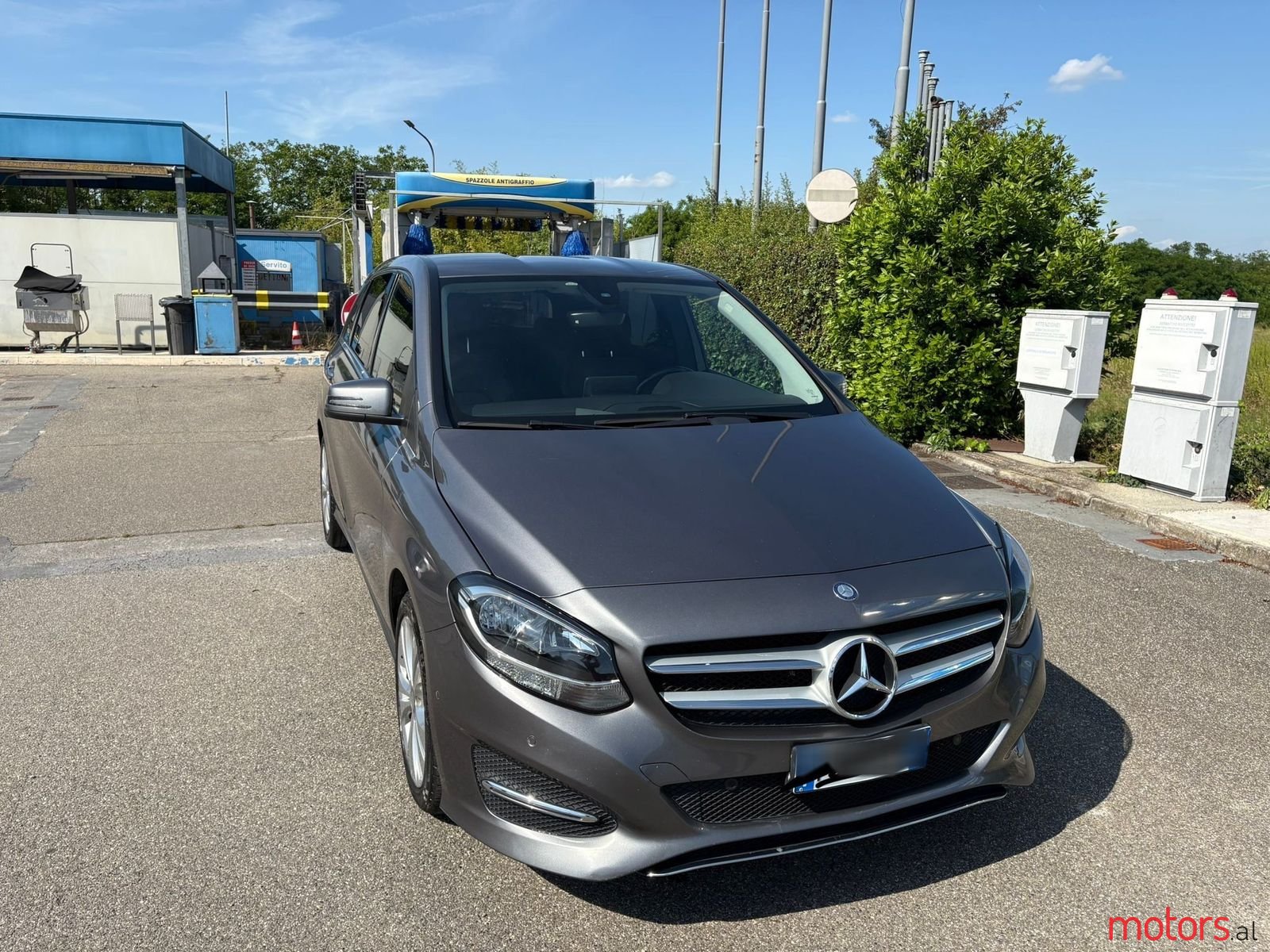 2016' Mercedes-Benz B 180 photo #1