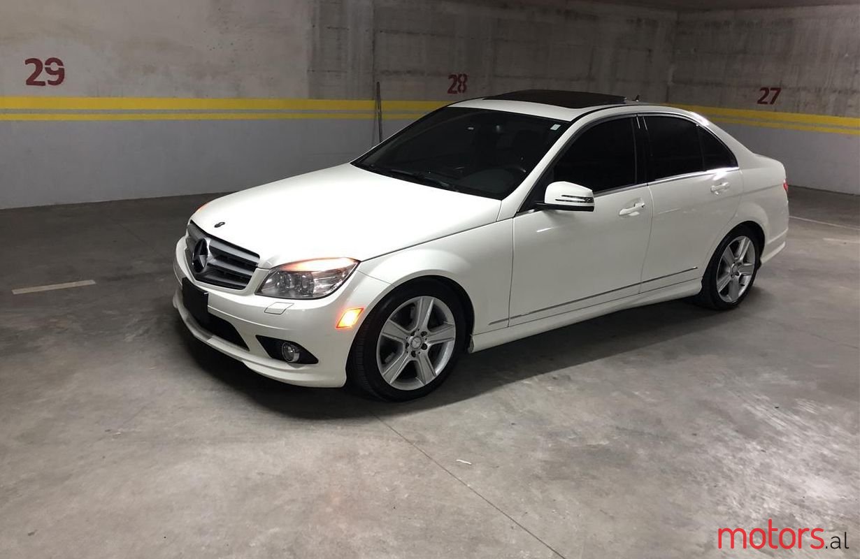 2010' Mercedes-Benz C 300 photo #1