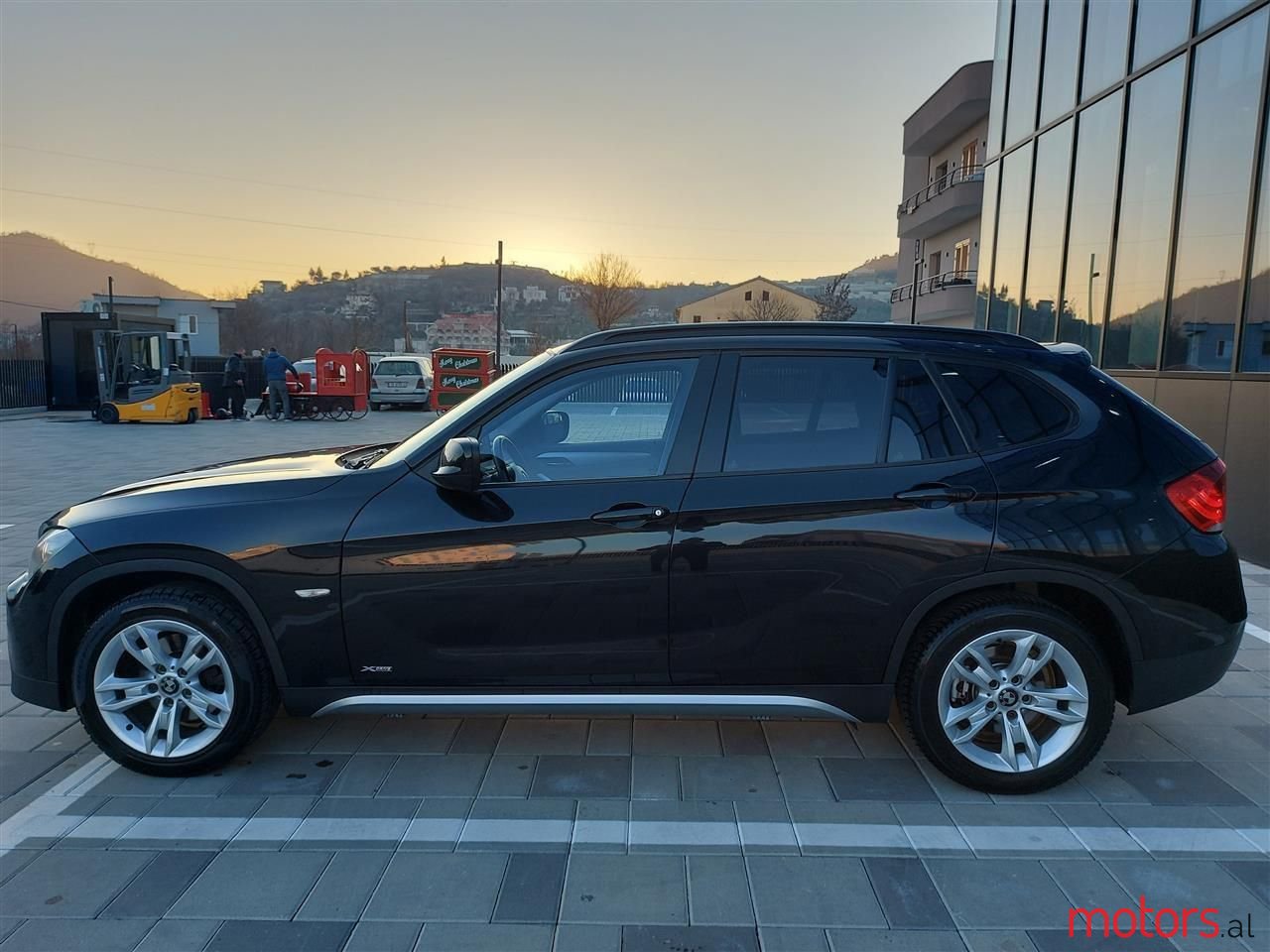 2011' BMW X1 photo #3