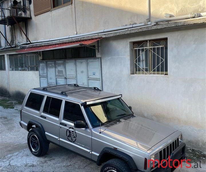 2001' Jeep Cherokee photo #4