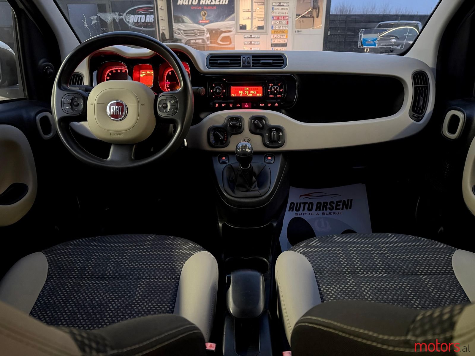 2013' Fiat Panda photo #5